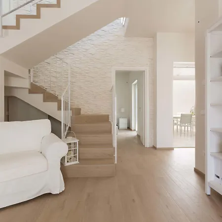 Adele By Perle Di Puglia *